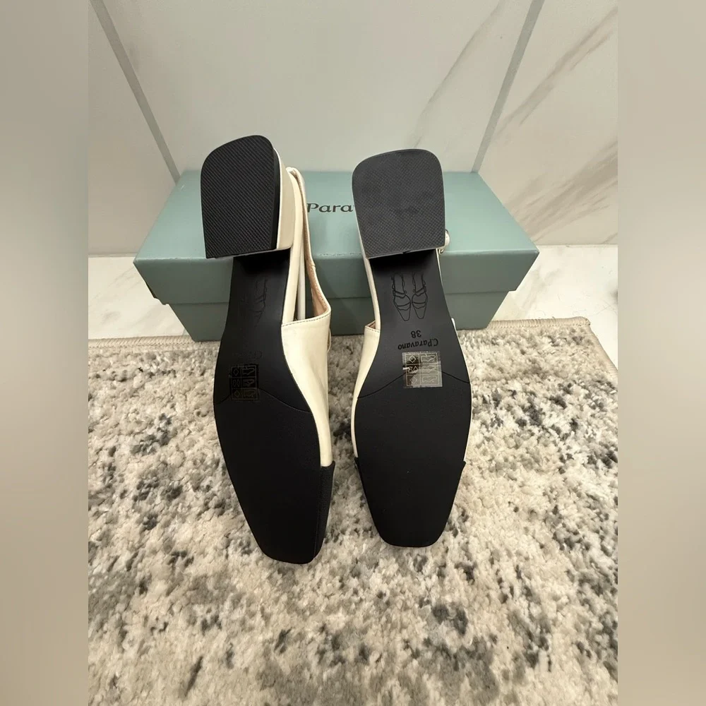 NWT C. Paravano‎ White and Black Mary Jane Shoe - Size 38 European